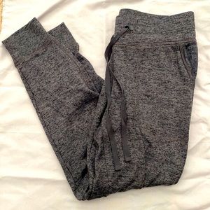 Old Navy Go-Dry joggers with single butt pocket.